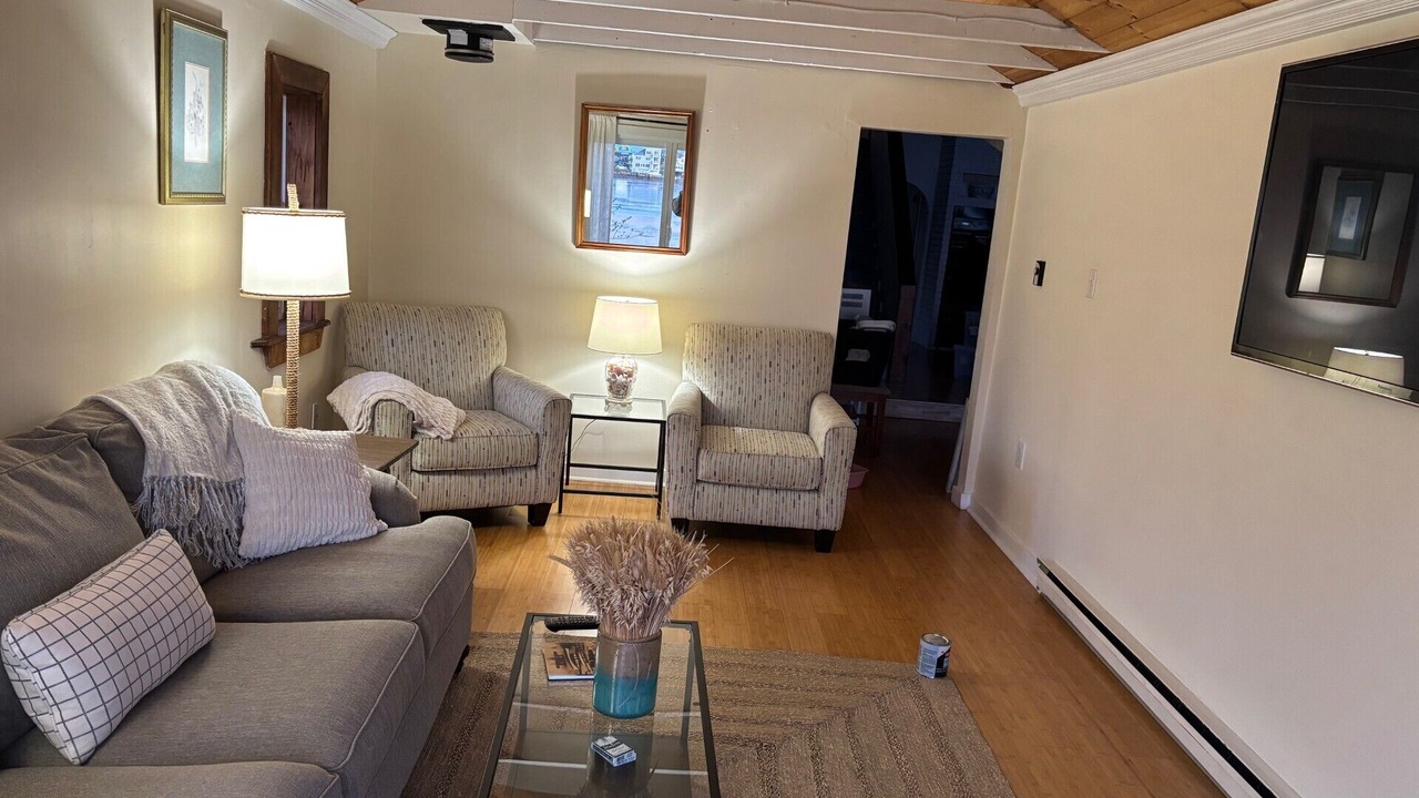 Photo of Livingroom in Newburyport