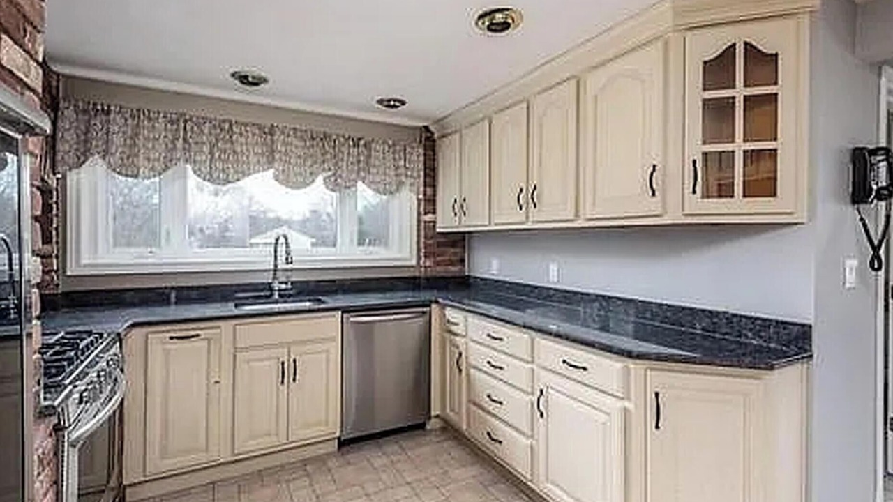 Photo of Kitchen in Chartley