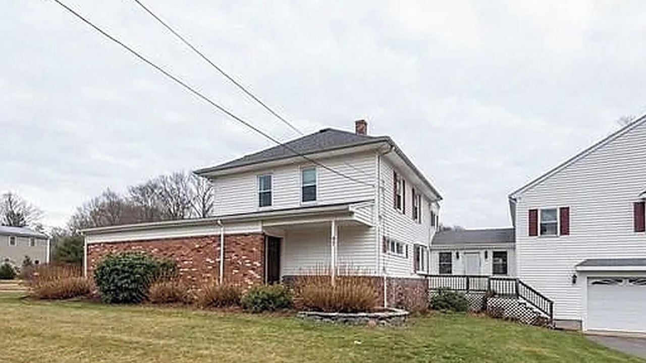Photo of Outdoor in Chartley