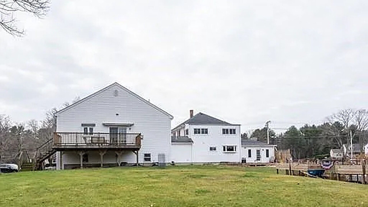 Photo of Outdoor in Chartley
