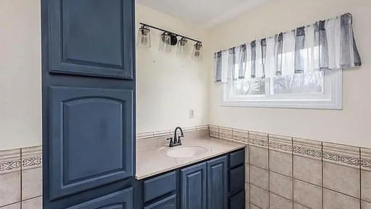 Photo of Bathroom in Chartley