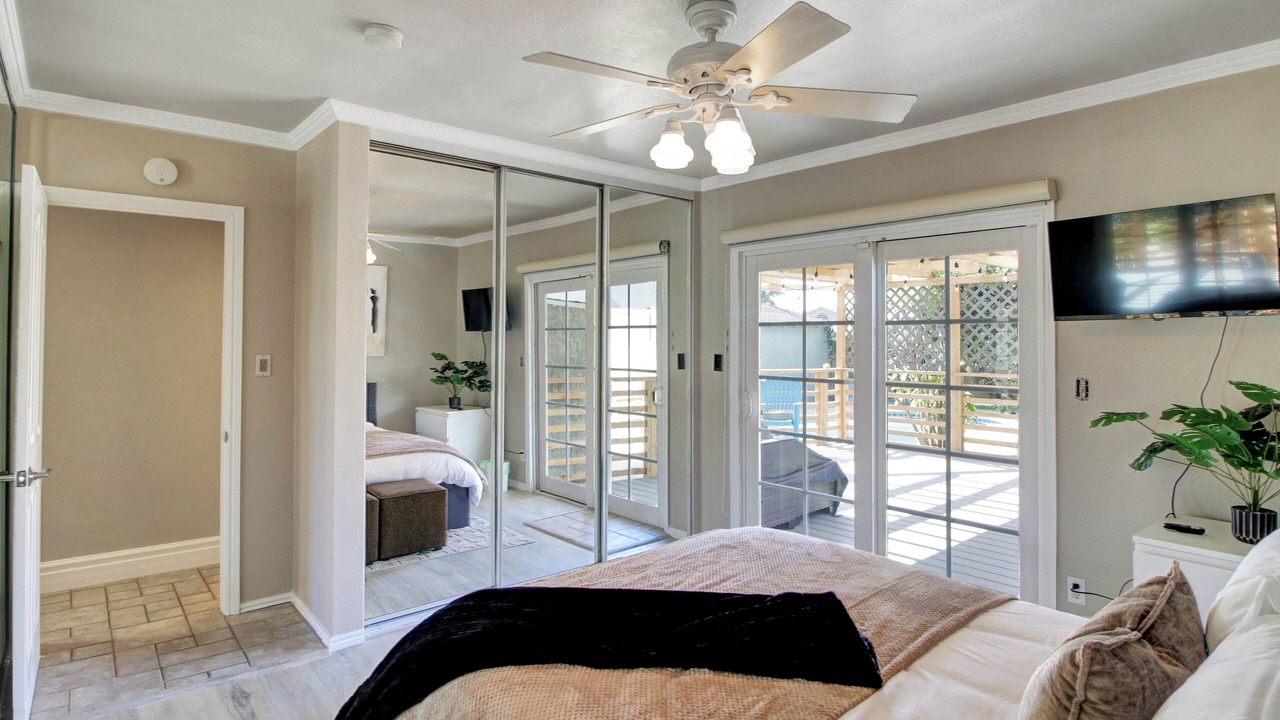 Photo of Bedroom in Del Aire