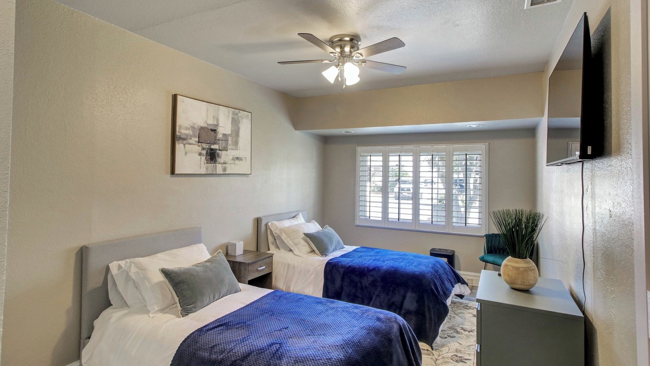 Photo of Bedroom in Del Aire