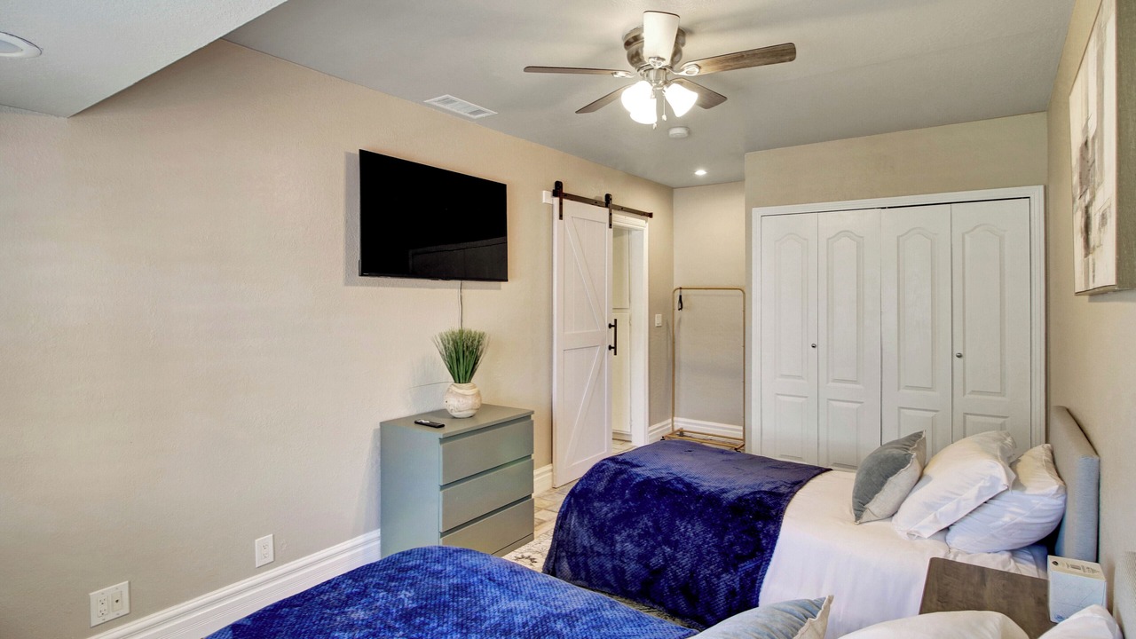 Photo of Bedroom in Del Aire