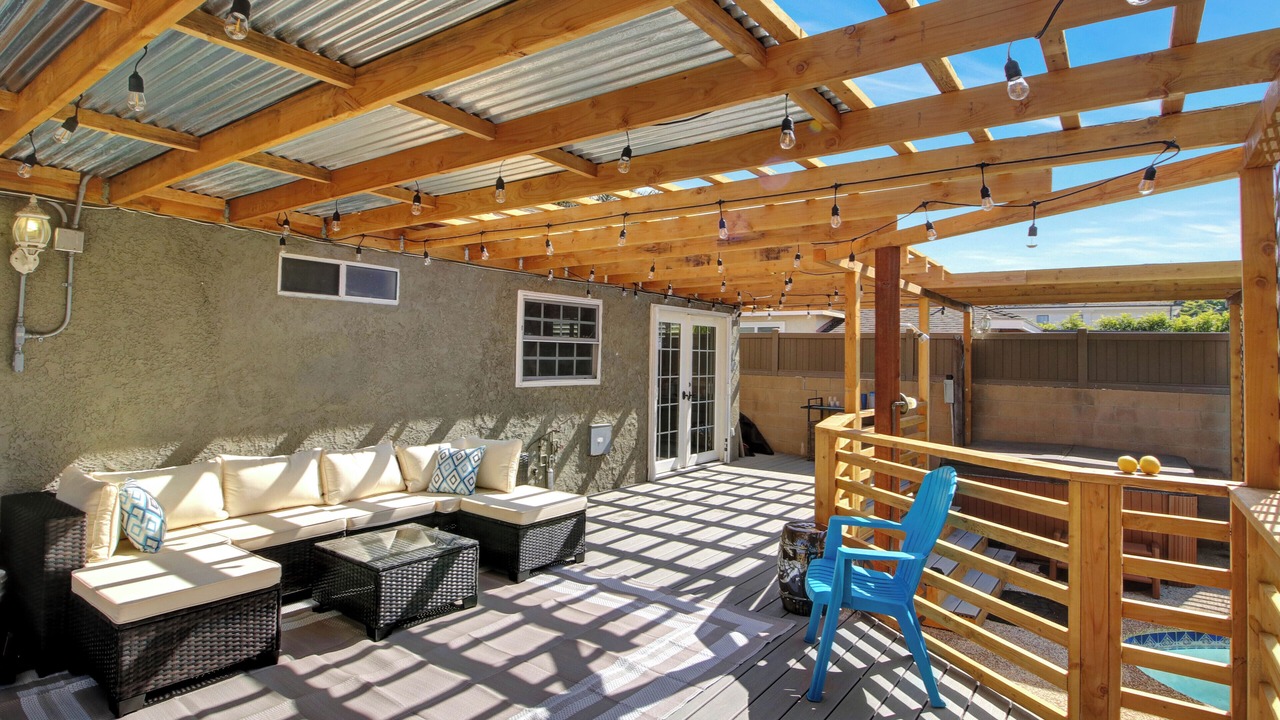 Photo of Patio Balcony in Del Aire