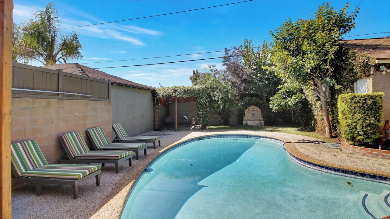 Photo of Outdoor in Del Aire