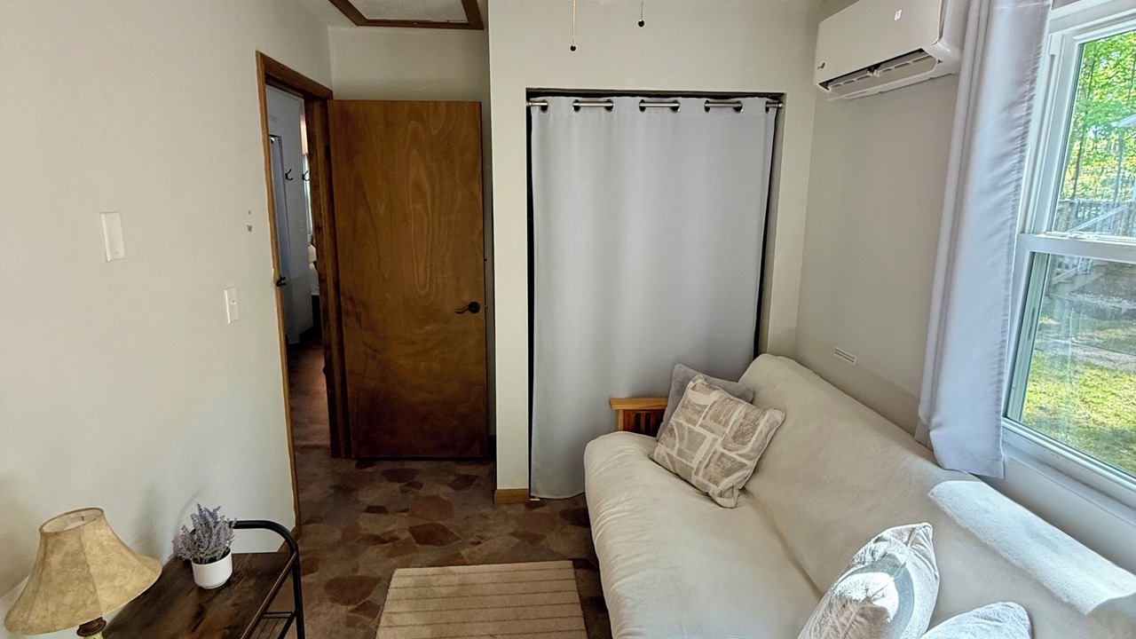 Photo of Livingroom in West Union
