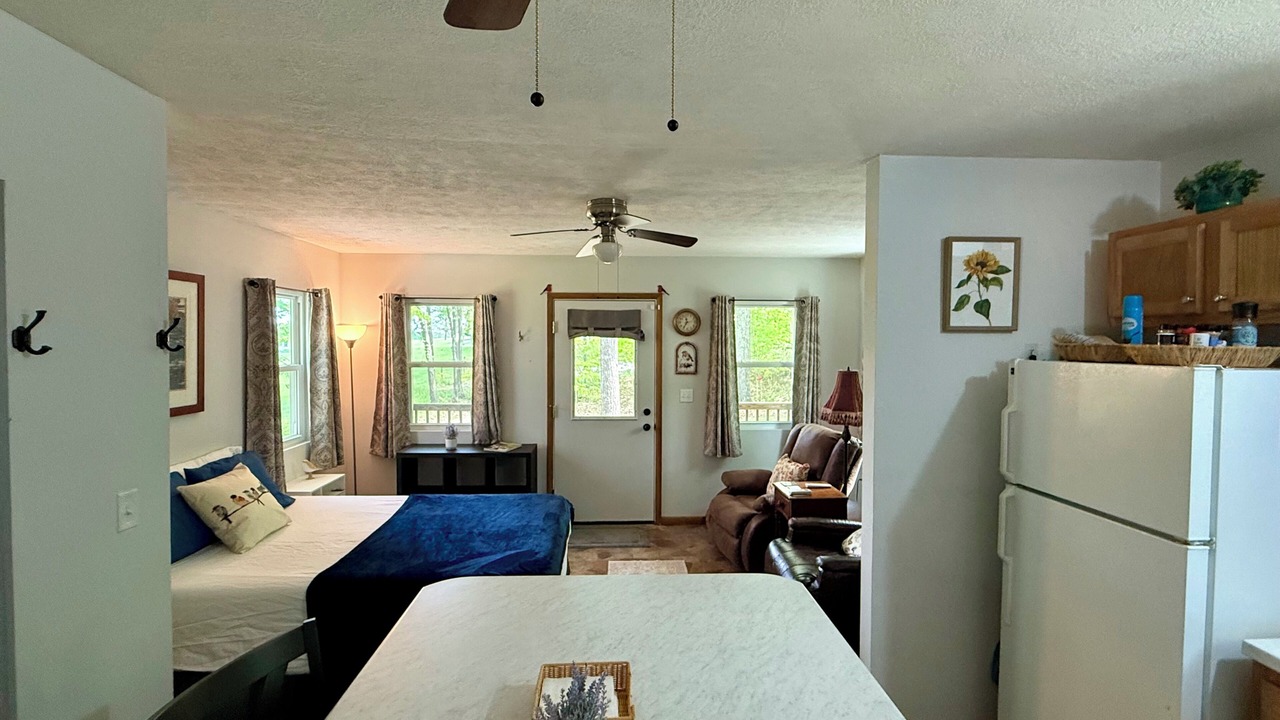 Photo of Bedroom in West Union