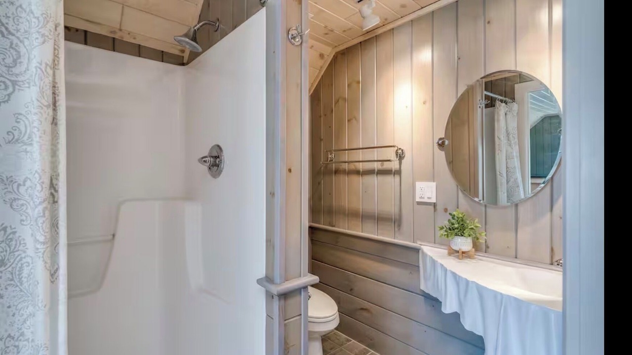 Photo of Bathroom in Clayton