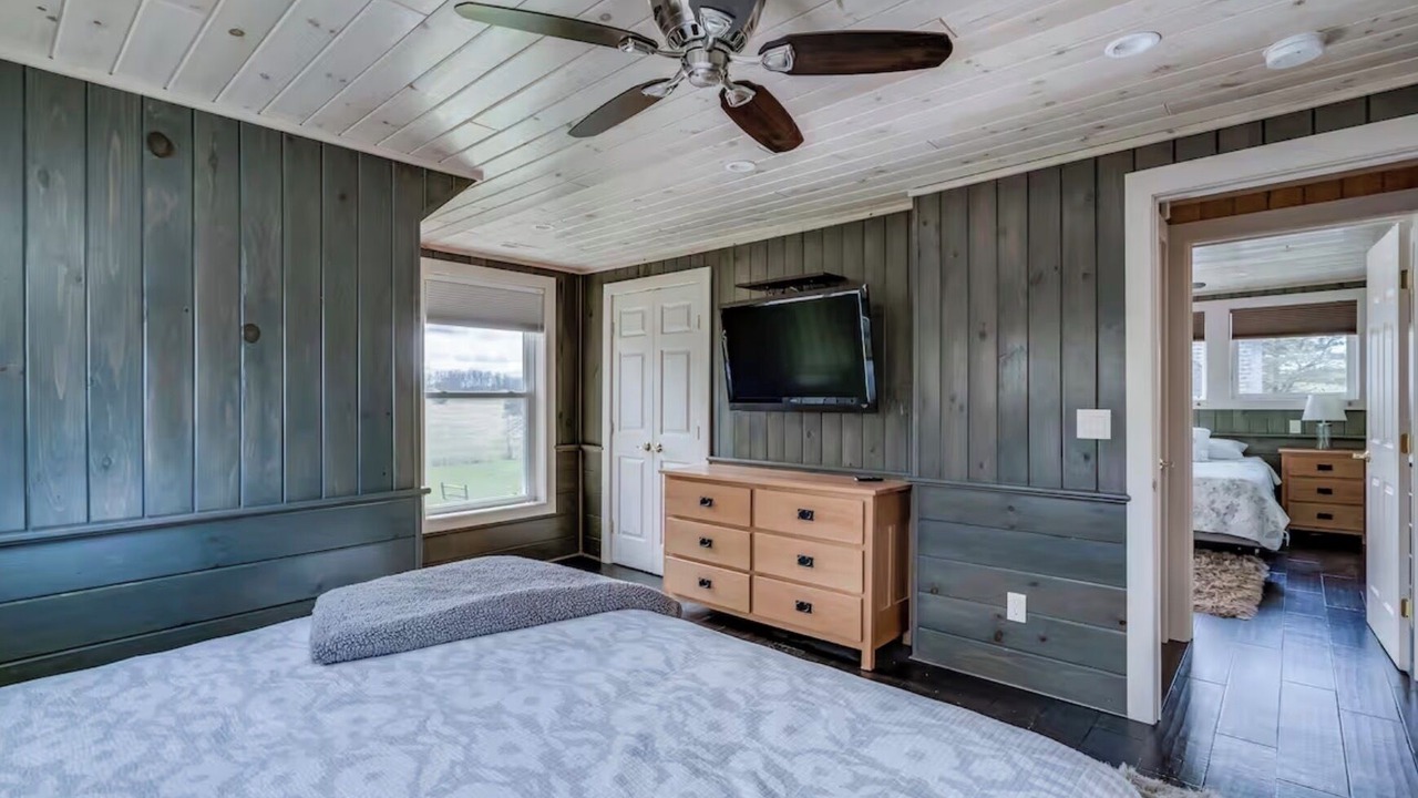 Photo of Bedroom in Clayton
