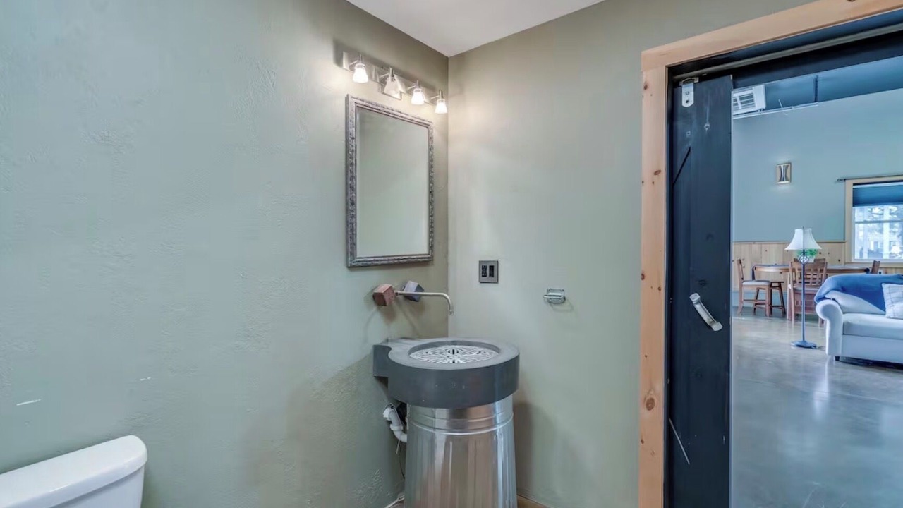 Photo of Bathroom in Clayton
