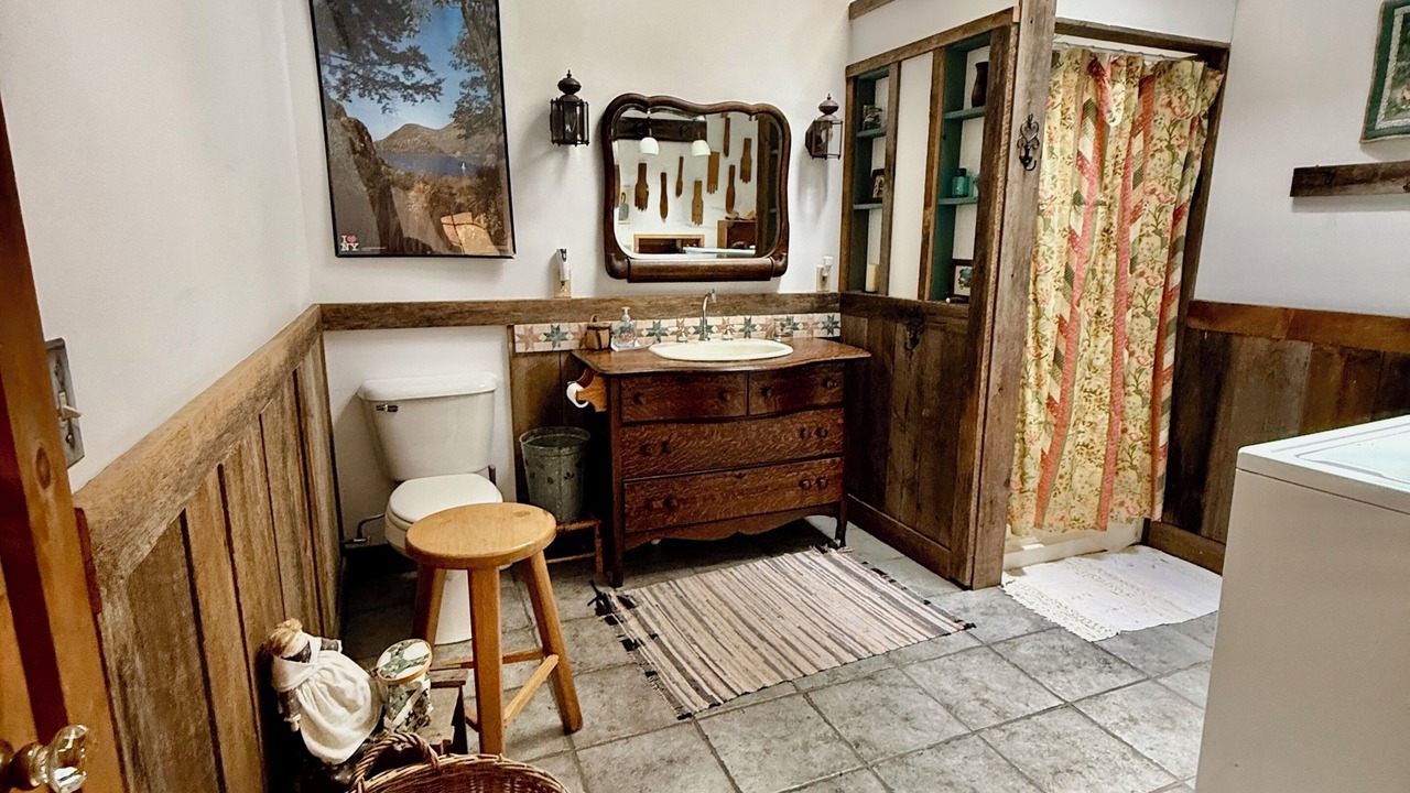 Photo of Bathroom in Schroon Lake