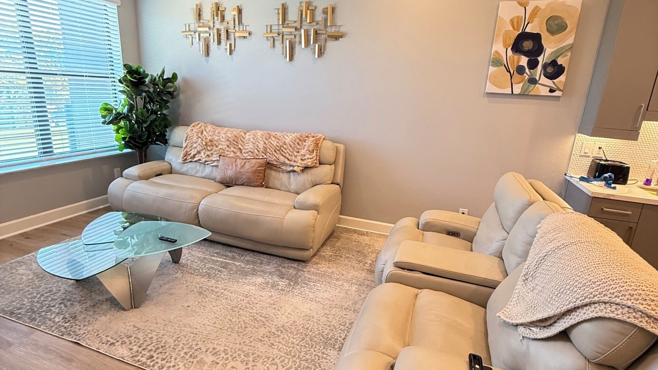 Photo of Livingroom in Cedars