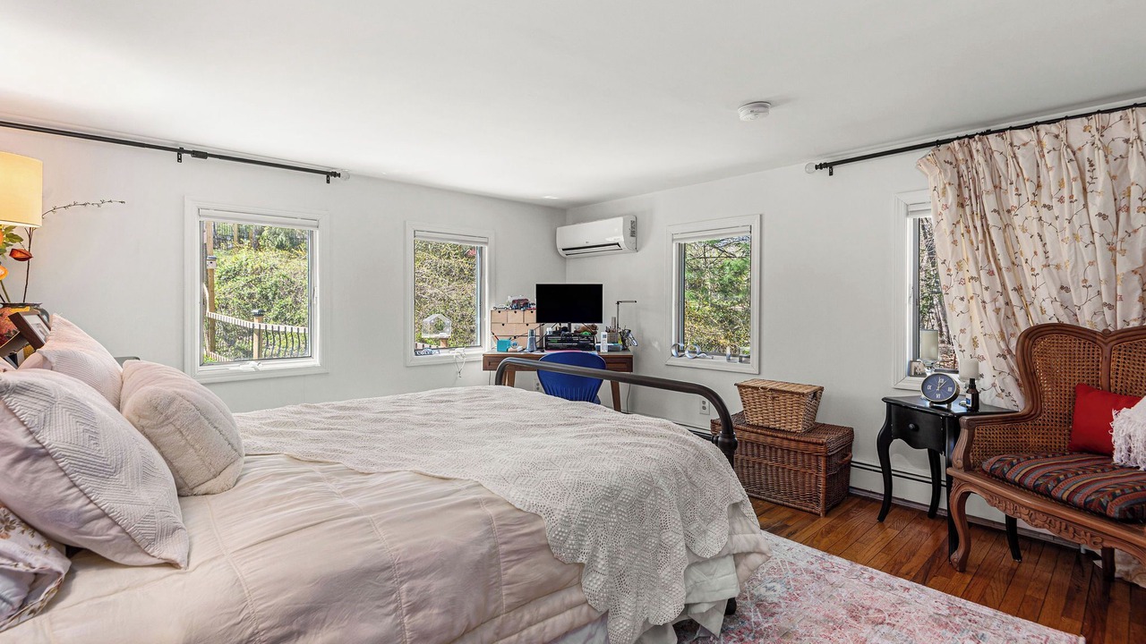 Photo of Bedroom in Baptistown
