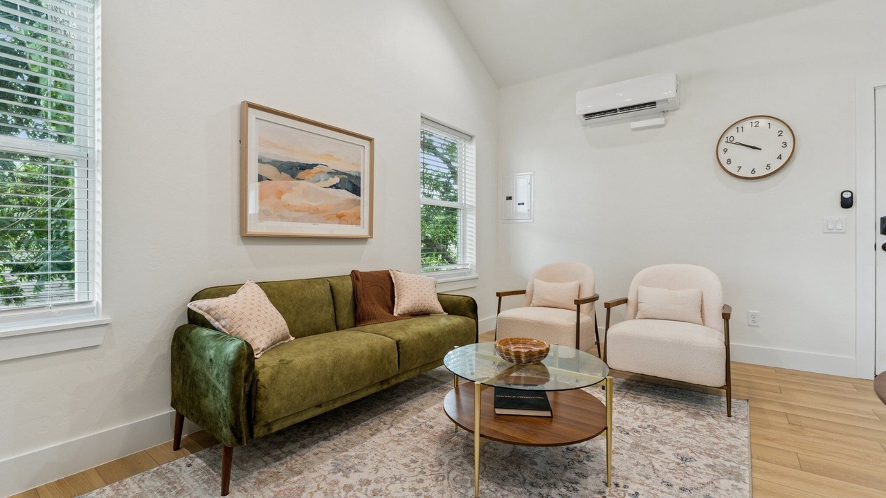 Photo of Livingroom in Edmond