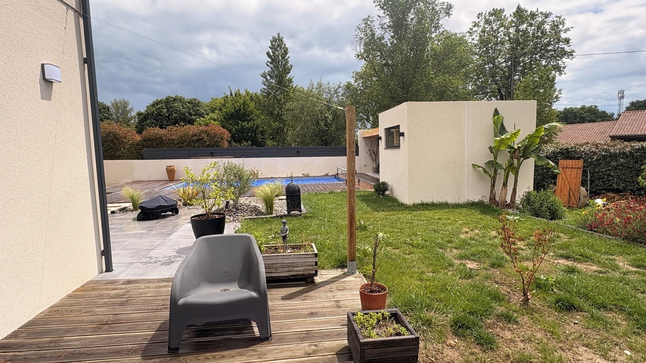 Photo of Patio Balcony in Beaupuy