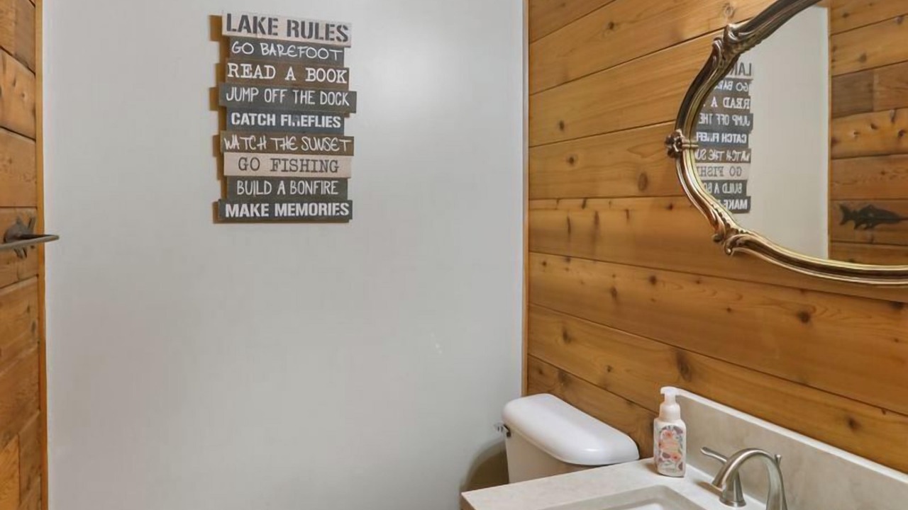 Photo of Bathroom in Lost Bridge Village