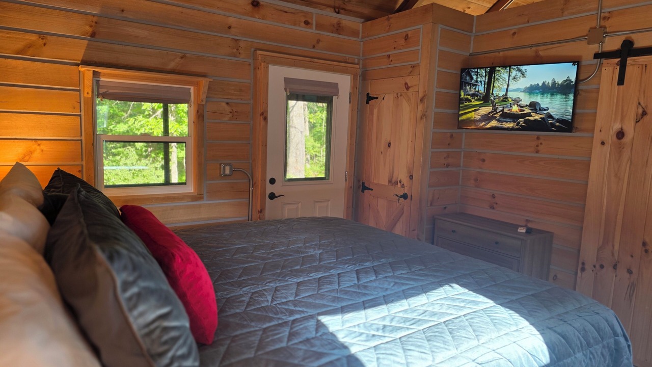 Photo of Bedroom in Akin