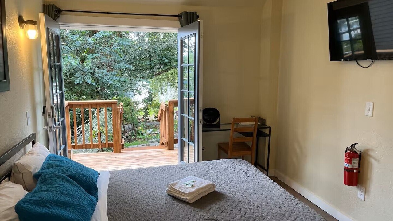 Photo of Bedroom in Picnic Point-North Lynnwood