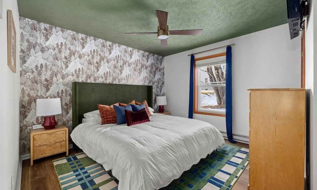 Photo of Bedroom in Albrightsville