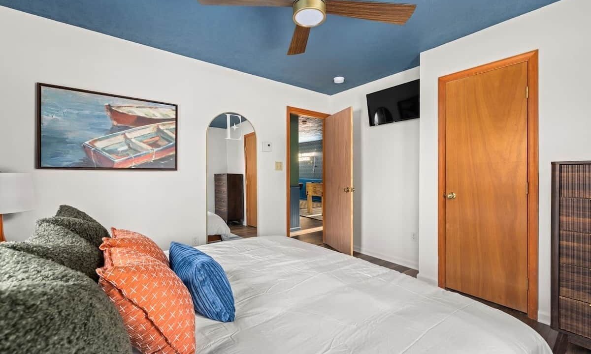 Photo of Bedroom in Albrightsville