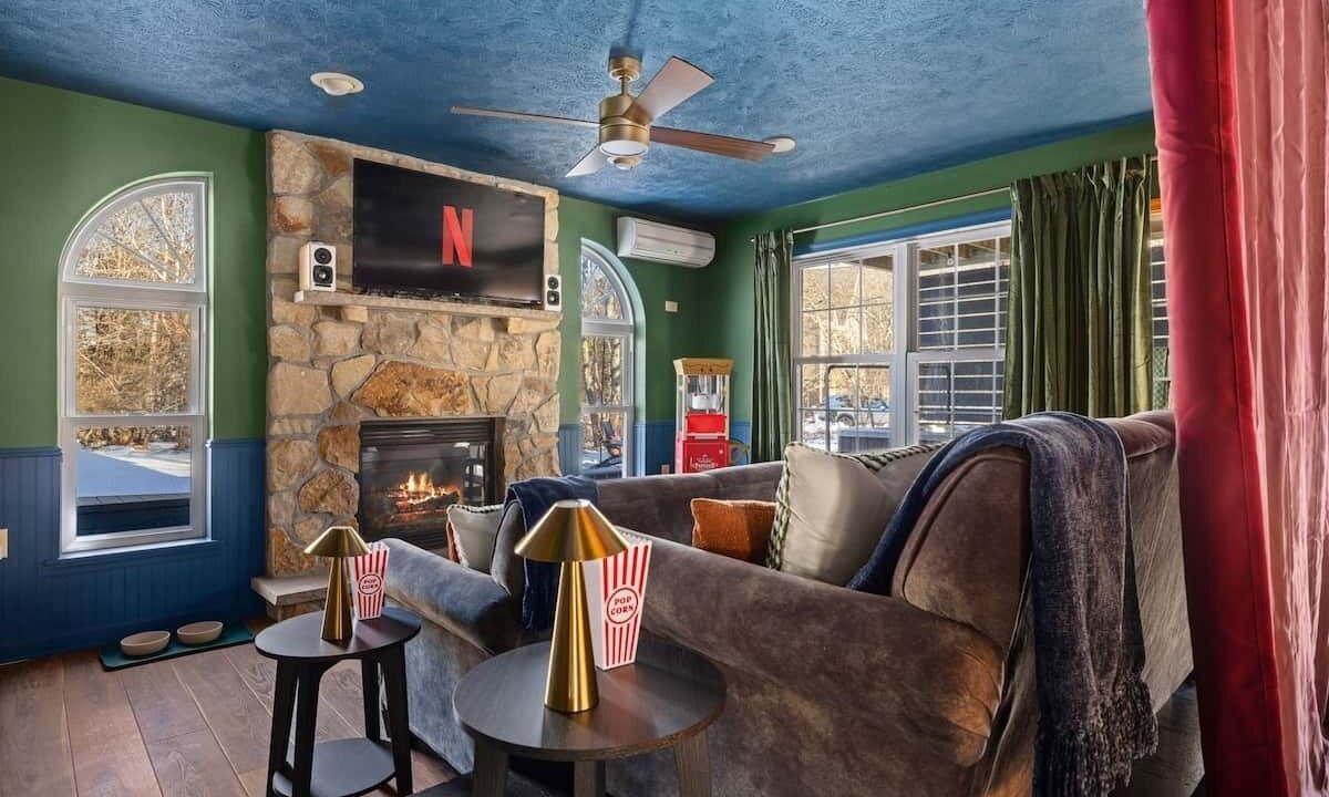 Photo of Livingroom in Albrightsville