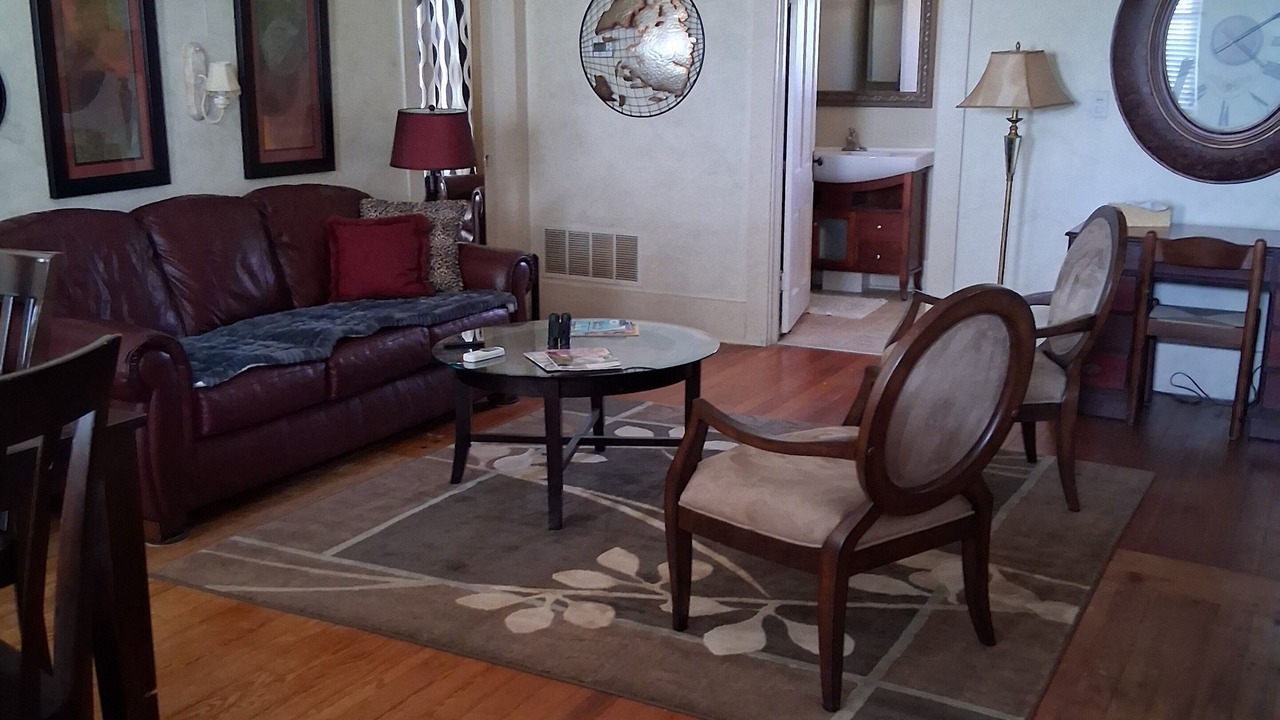 Photo of Livingroom in Lake City
