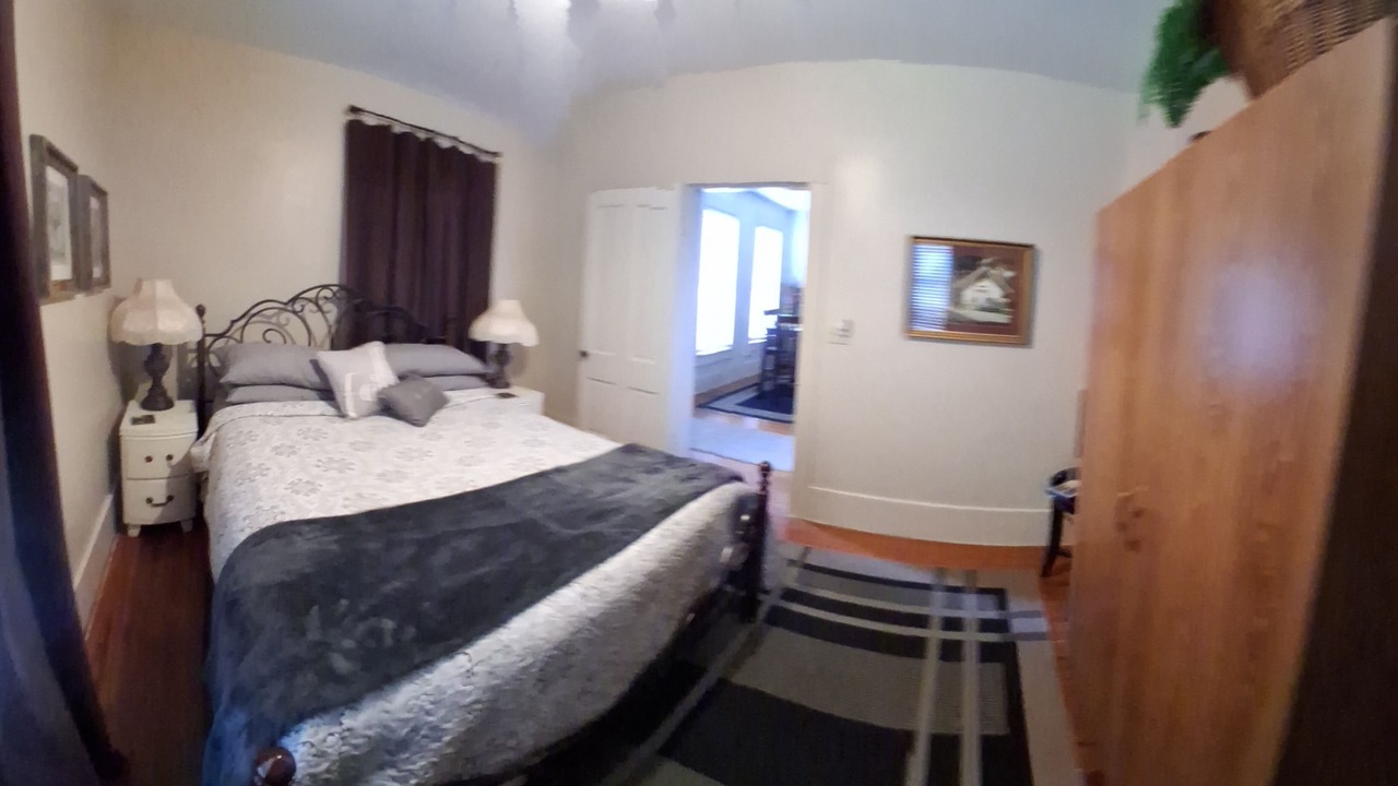 Photo of Bedroom in Lake City