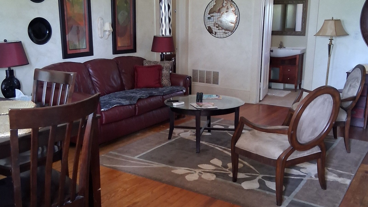 Photo of Livingroom in Lake City