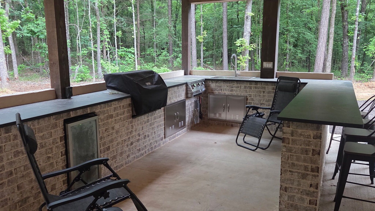 Photo of Outdoor in Redlick