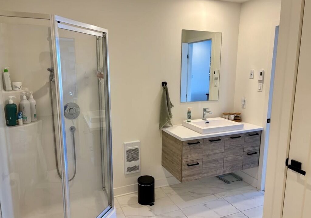Photo of Bathroom in Fabreville