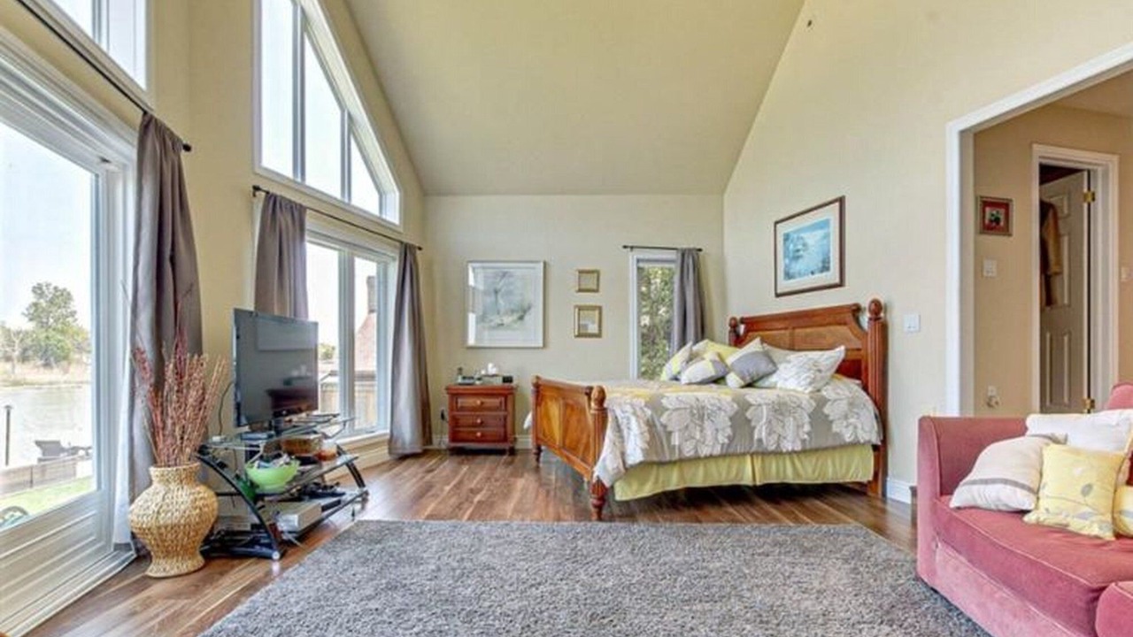 Photo of Bedroom in Port Franks