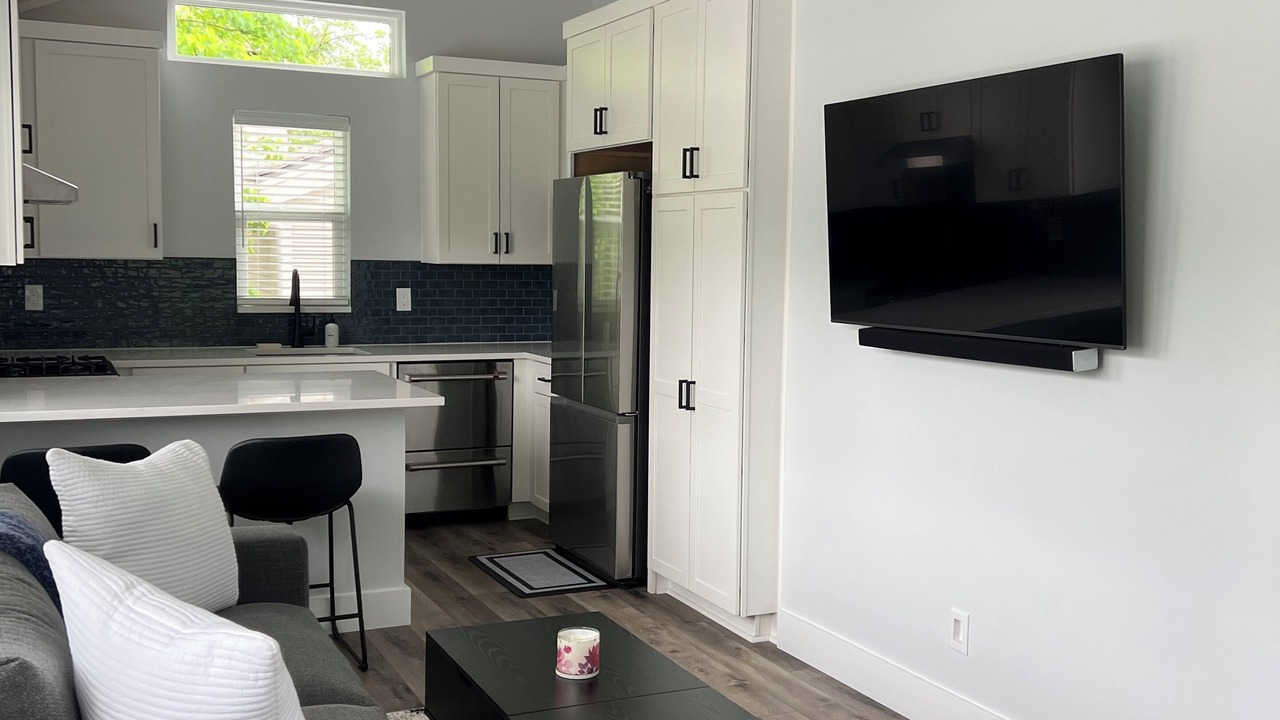 Photo of Livingroom in Old Enfield