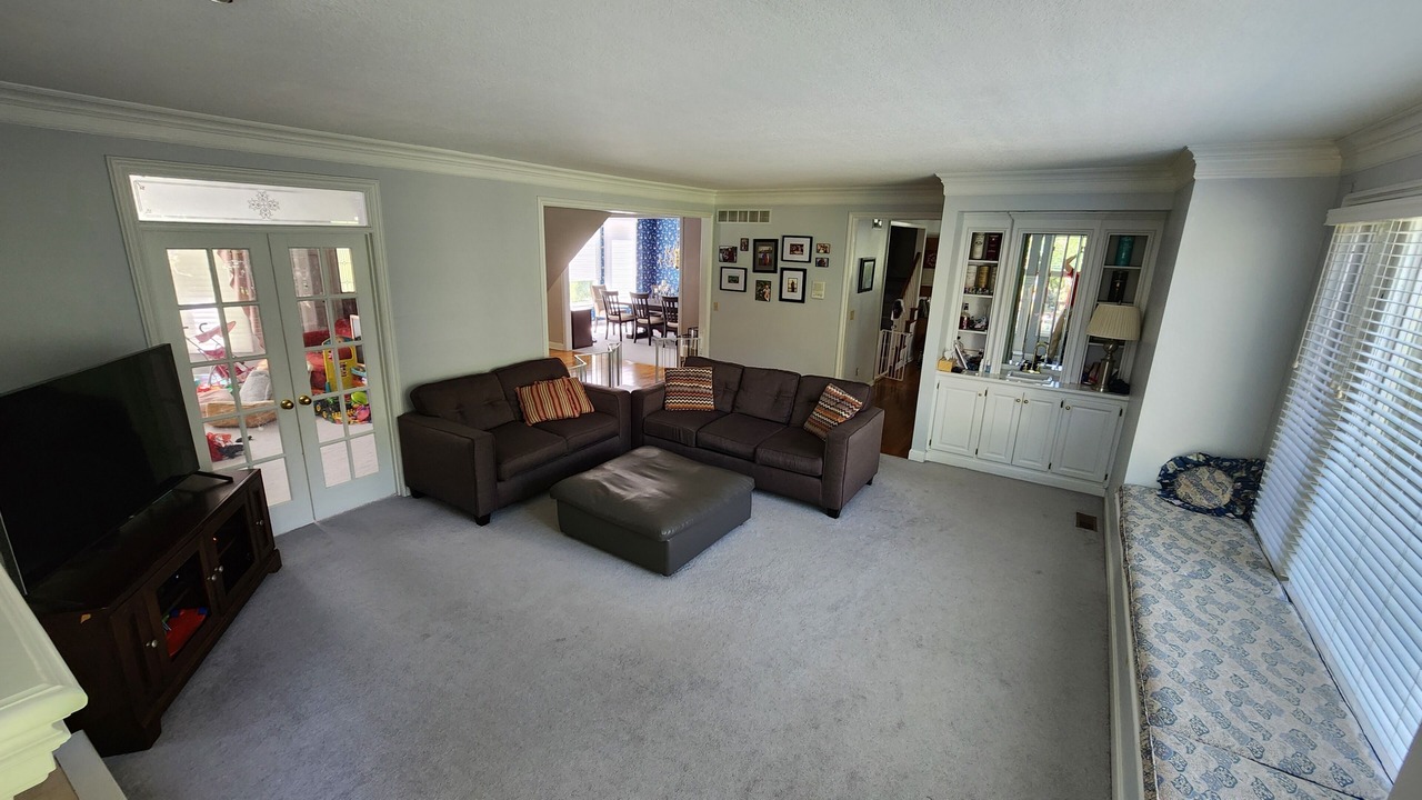 Photo of Livingroom in Leawood
