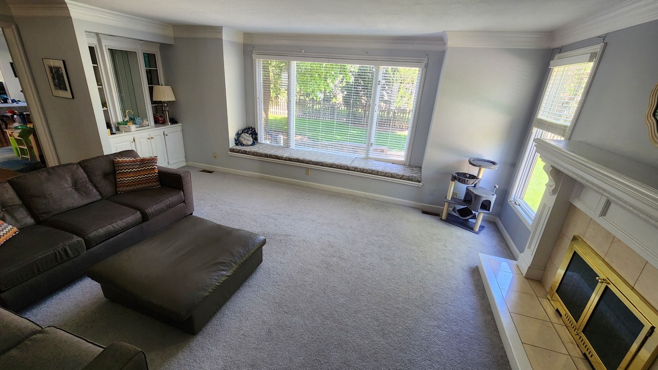 Photo of Livingroom in Leawood