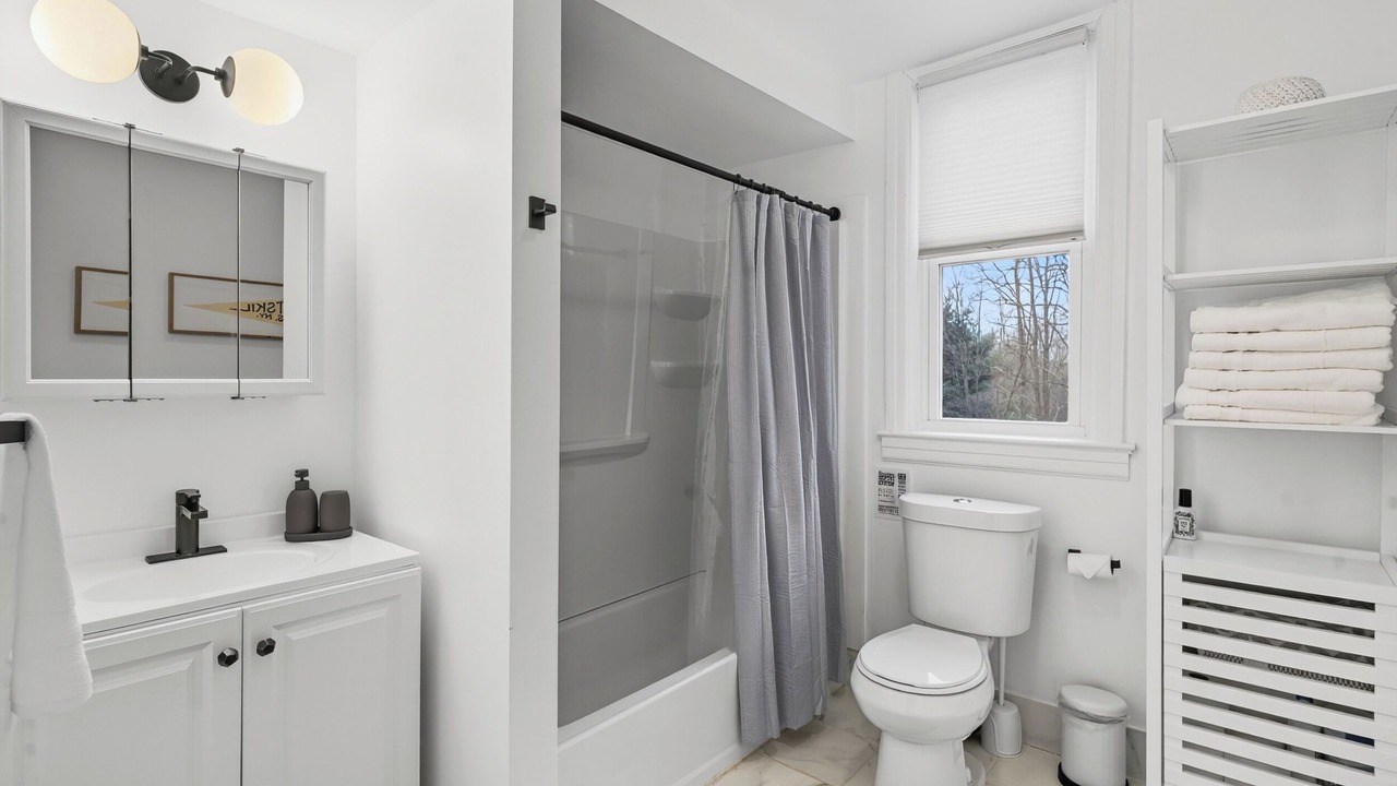 Photo of Bathroom in Mountain Dale