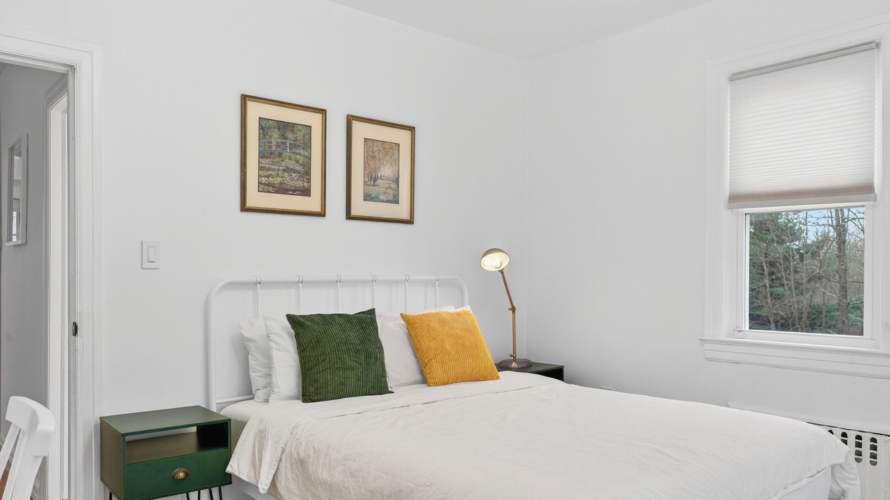 Photo of Bedroom in Mountain Dale