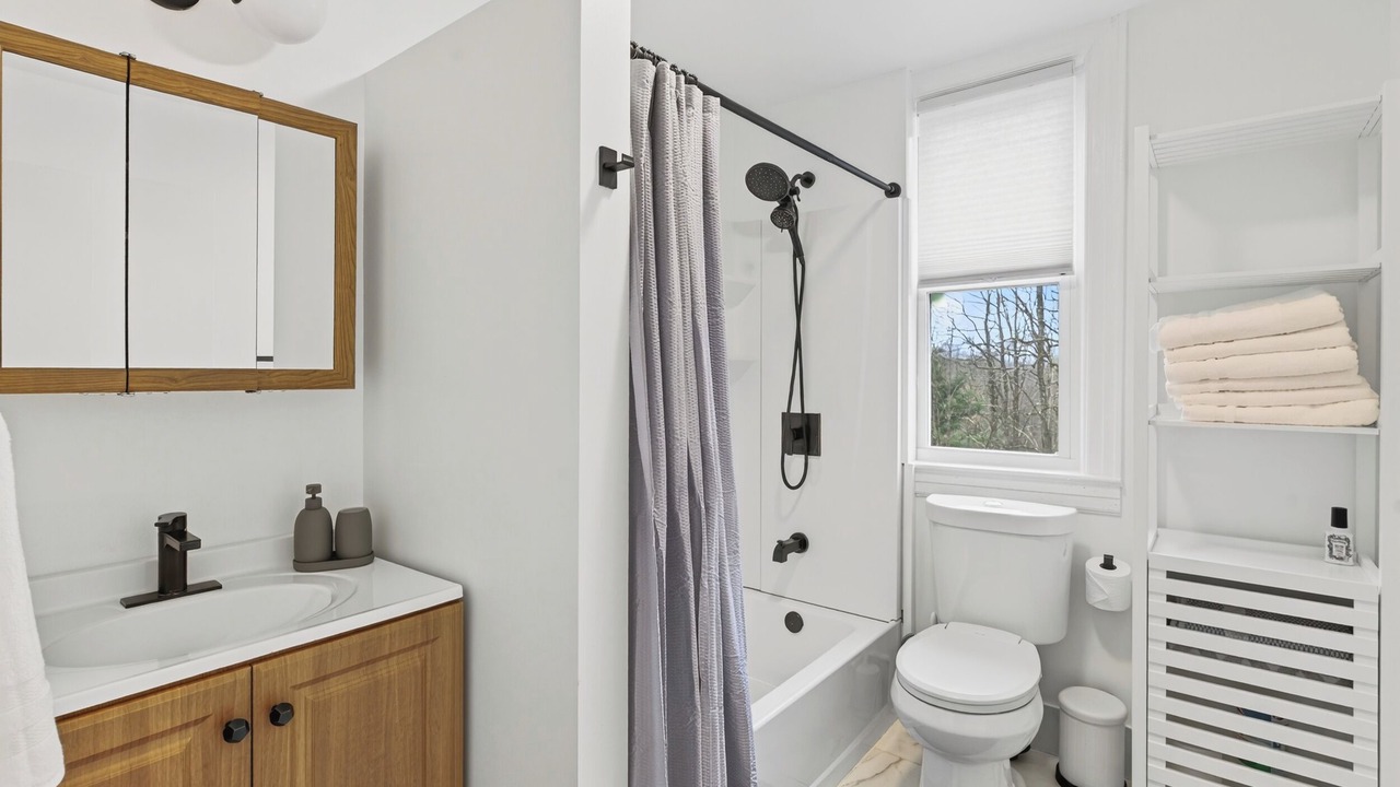 Photo of Bathroom in Mountain Dale