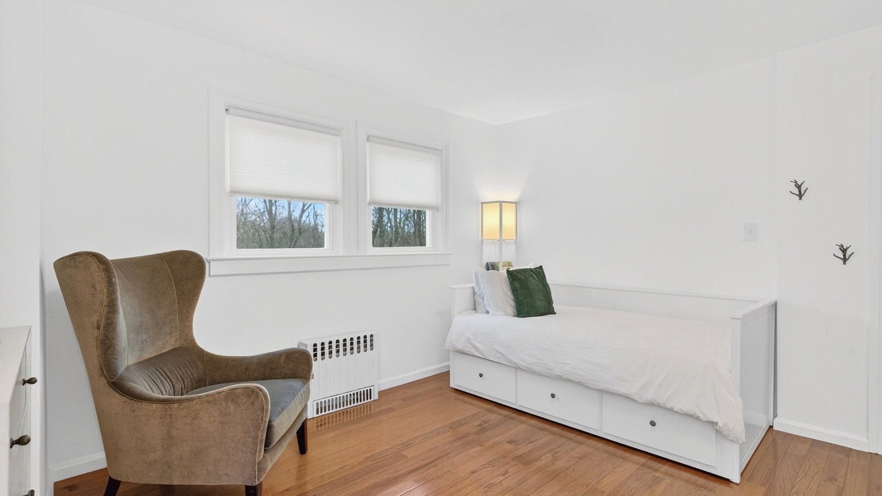 Photo of Bedroom in Mountain Dale