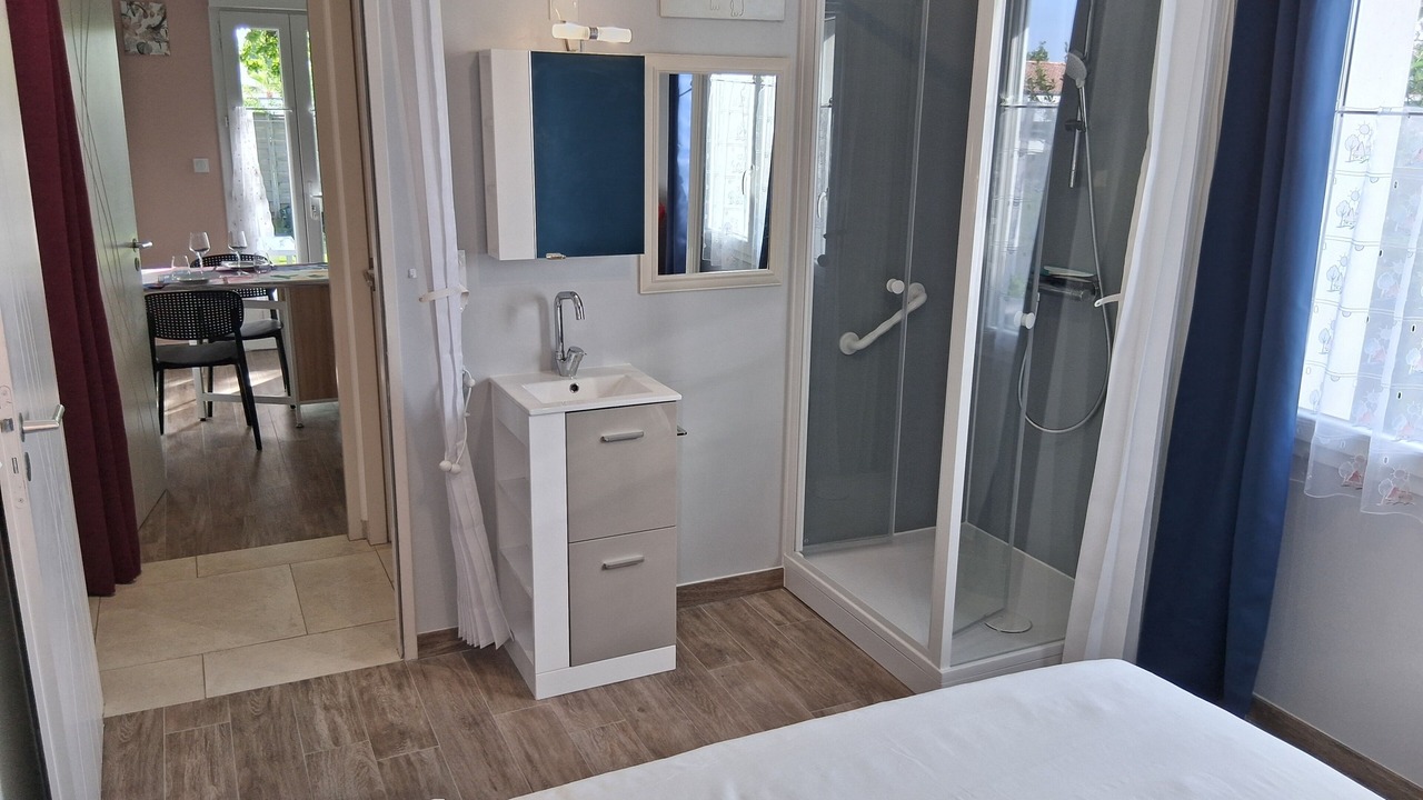 Photo of Bedroom in Notre-Dame-de-Riez