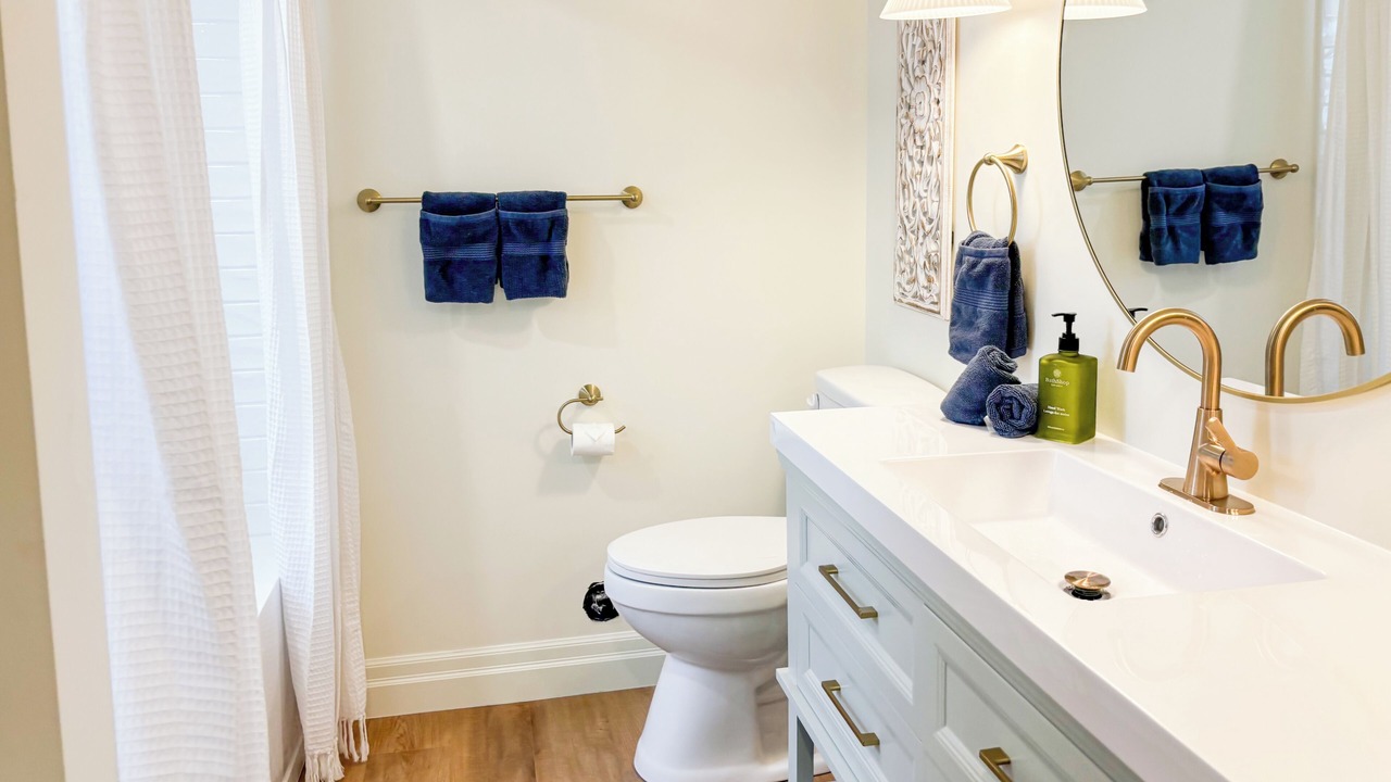 Photo of Bathroom in Brights Grove