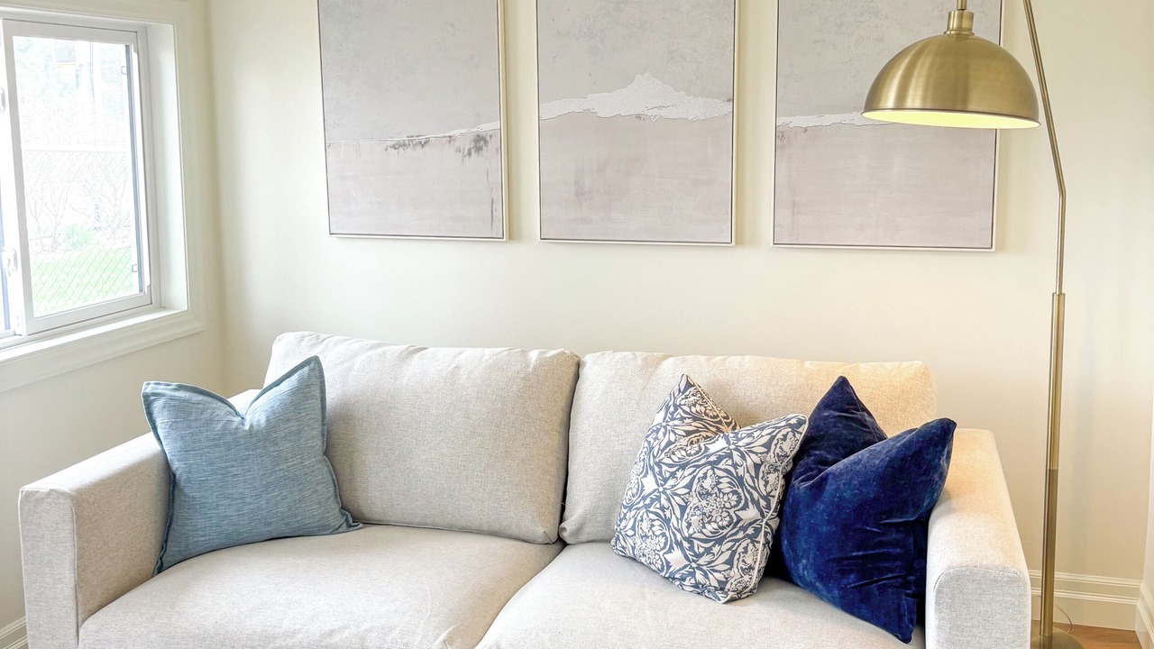 Photo of Livingroom in Brights Grove
