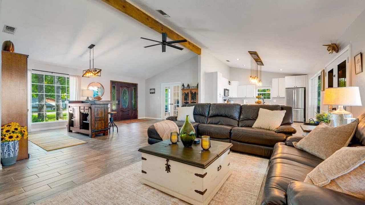 Photo of Livingroom in Dogwood
