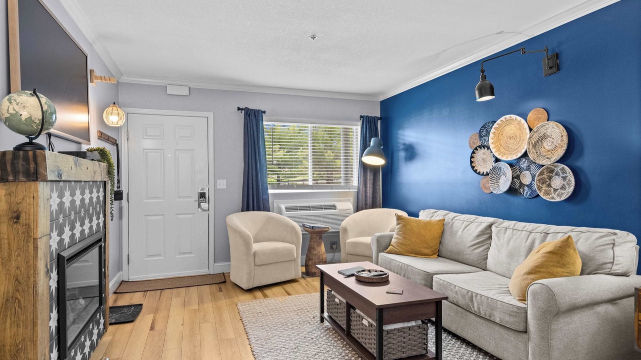 Photo of Livingroom in Bellaire