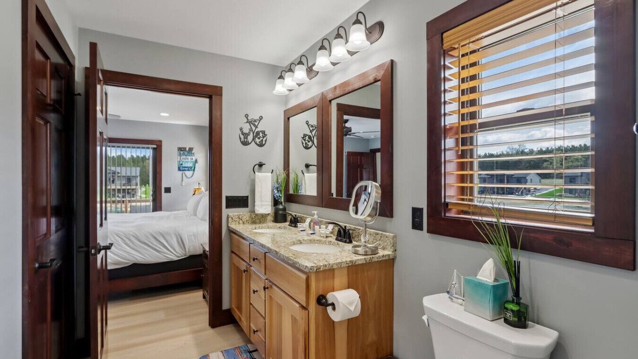 Photo of Bathroom in New Lisbon