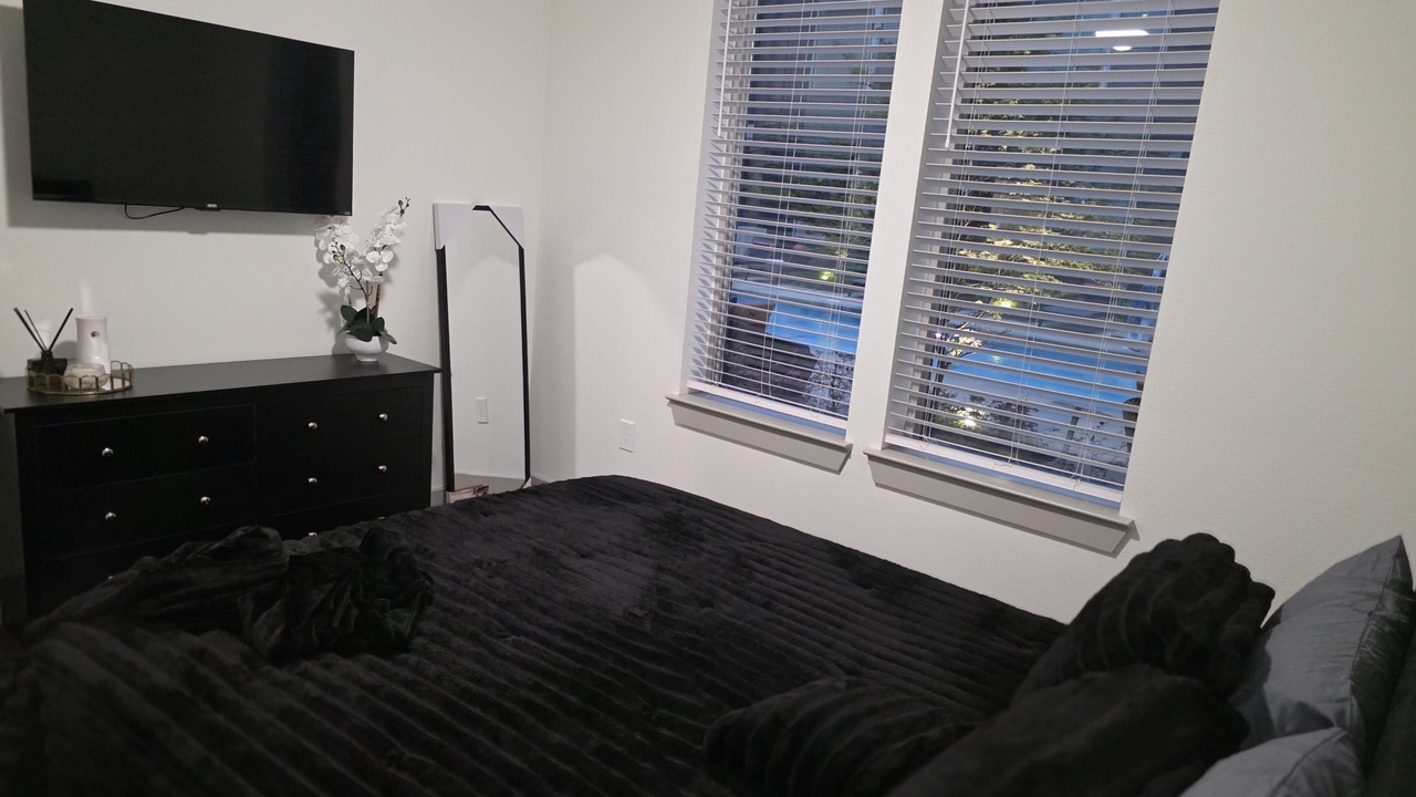 Photo of Bedroom in Addison