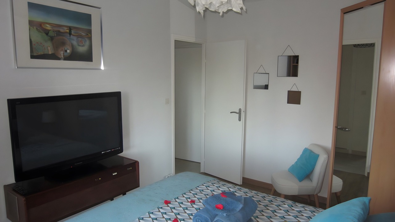 Photo of Bedroom in Carsan