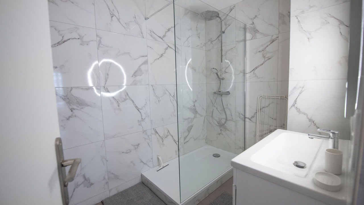 Photo of Bathroom in Saint-Leu