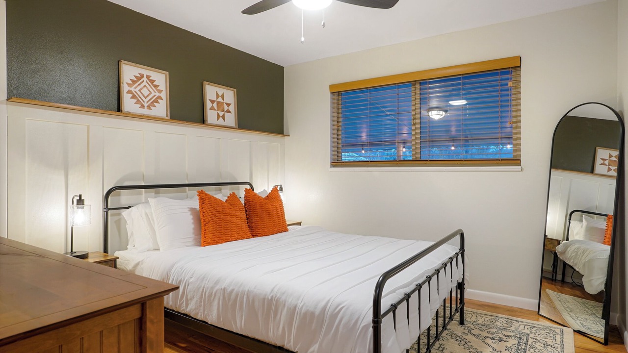 Photo of Bedroom in Lamar Heights Area