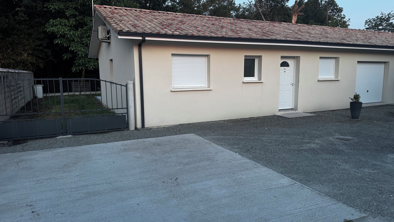 Photo of Outdoor in Soussans